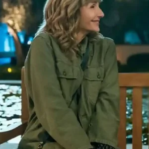 A Man on the Inside S02 Mary Steenburgen Green Jacket