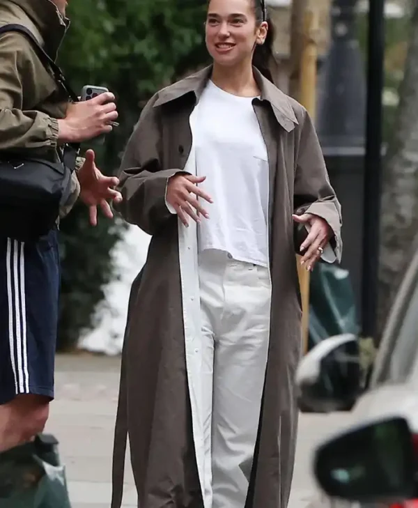 Londan Park 2026 Dua Lipa Coat