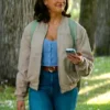 Off Campus S01 Hannah Wells Beige Jacket