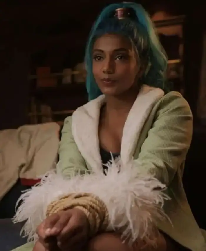 One Piece S02 Charithra Chandran Green Coat