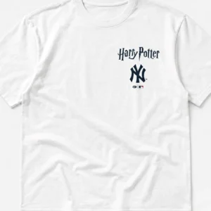 Harry Potter x NY Yankees Hogwarts Crest T-Shirt