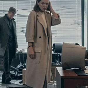 Karla Dixon Reacher S02 Trench Coat