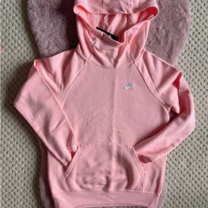 NWT XS Nike Sportswear Fleece Pullover Hoodie