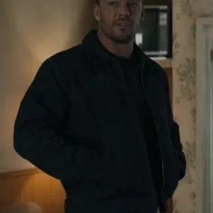 Reacher-S02-Jack-Reacher-Black-Jacket