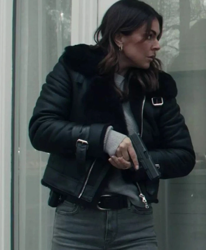 Reacher-S2-Serinda-Swan-Leather-Black-Jacket