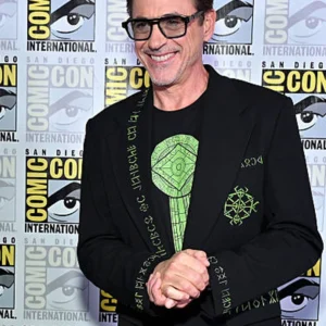 Robert Downey Jr Premiere Avengers Doomsday Black Suit