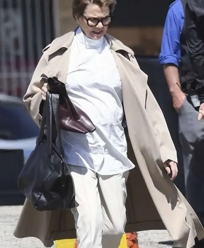 Annette Bening Lucky S01 Beige Trench Coat