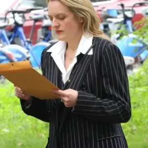 Elisabeth Moss Blazer