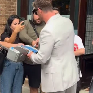 Get Chris Hemsworth Celebrating 43rd HBD Blazer