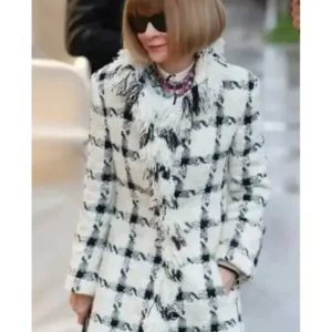 PFW 2026 Anna Wintour White Tweed Coat