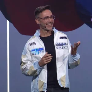 LE SSERAFIM Overwatch Jacket