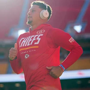 Patrick Mahomes 2026 Chiefs Sleeveless Hoodie