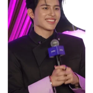 Phuwin Tangsakyuen Black Blazer