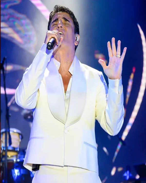 Sal Da Vinci White Blazer