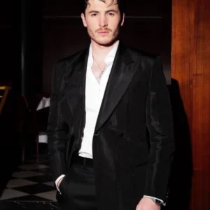 Sophisticated Men’s Blazer