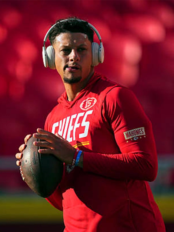 buy now Patrick Mahomes 2026 Chiefs Sleeveless Hoodie