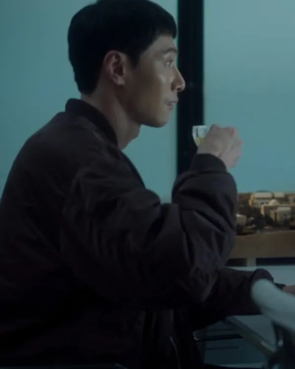 buy now Um Tae-Seong The Trunk Bomber Brown Jacket