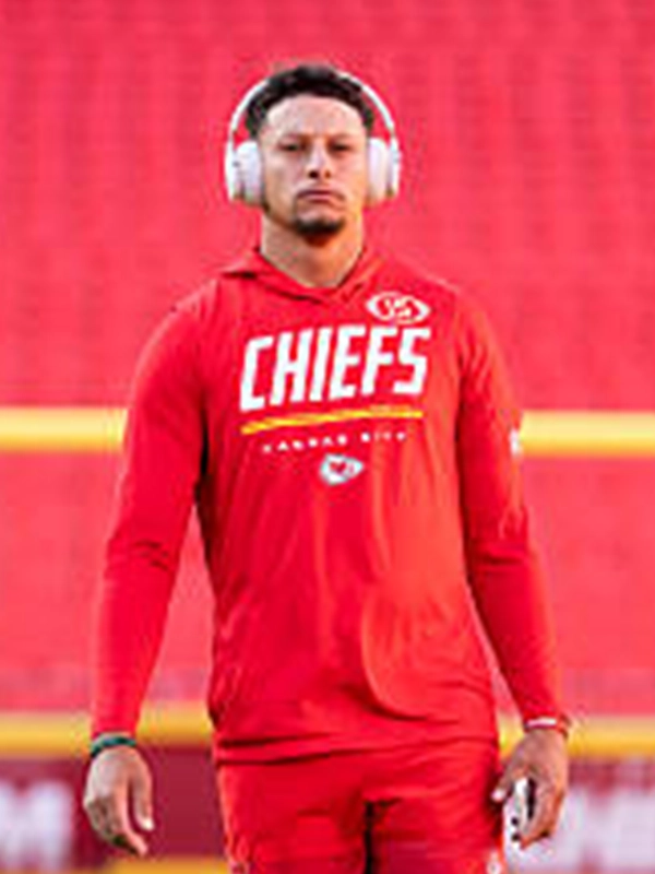 shop now Patrick Mahomes 2026 Chiefs Sleeveless Hoodie
