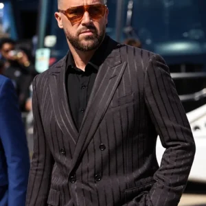 1. Smart Casual Black Blazer
