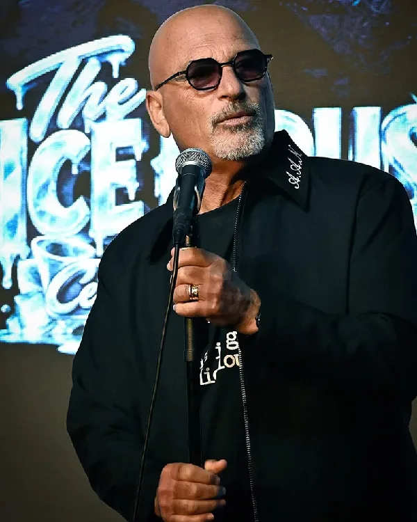 The-Ice-House-Comedy-Club-Howie-Mandel-Black-Jacket