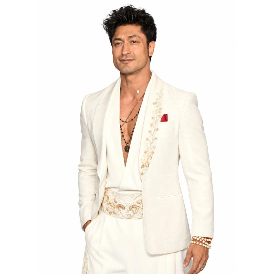 Vidyut Jammwal Street Fighter Premiere White Blazer