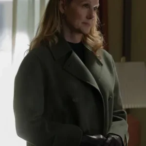 buy now Lanterns S01 Laura Linney Green Coat 2026
